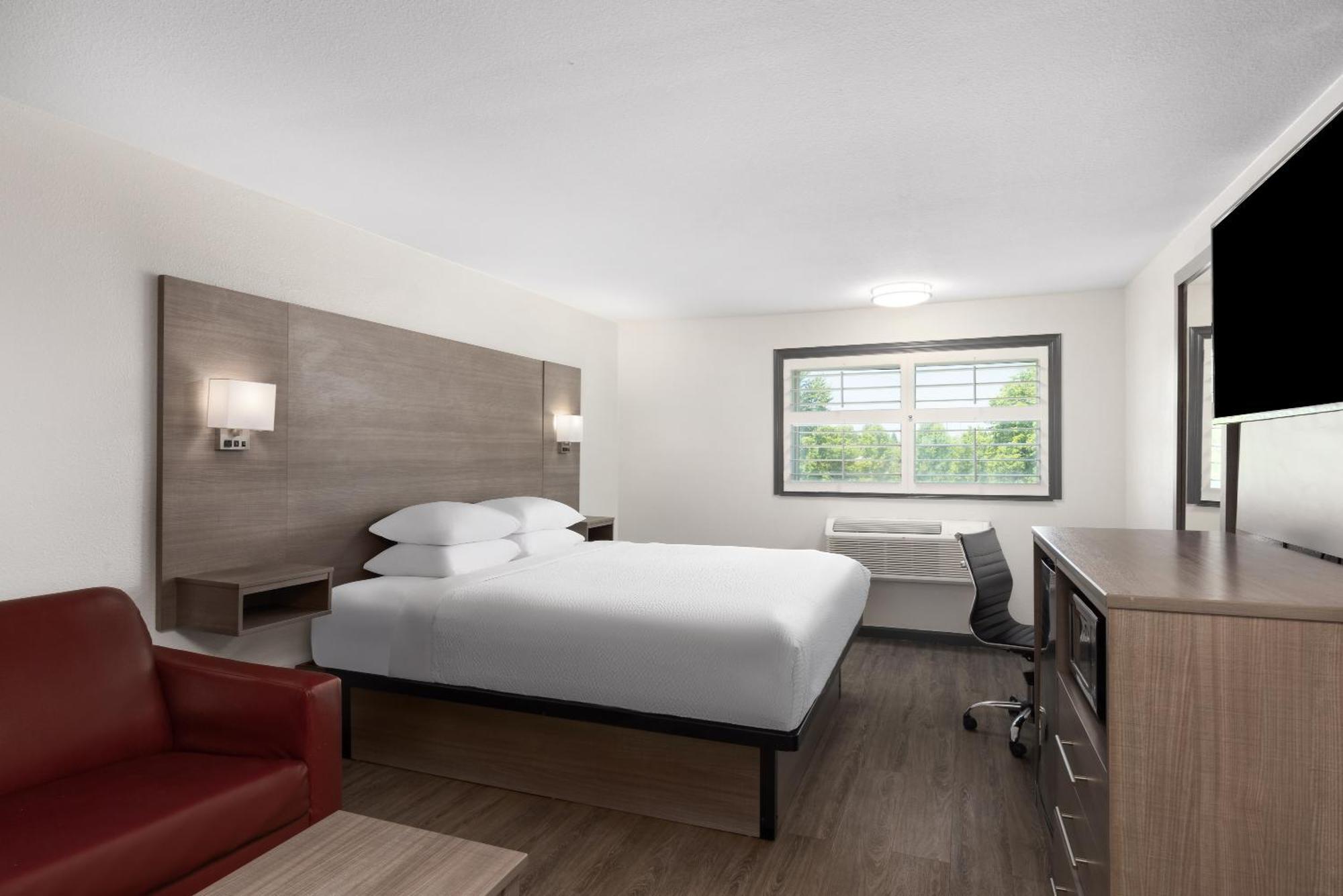 Motel Ramada By Wyndham Medford Airport North Esterno foto